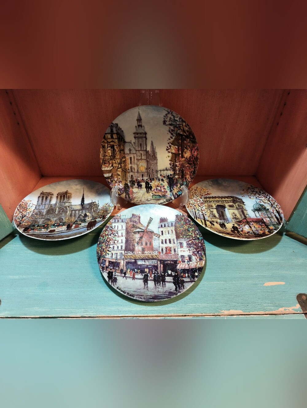 Limoges Decorative Plates Set If 4 Excellent Condition